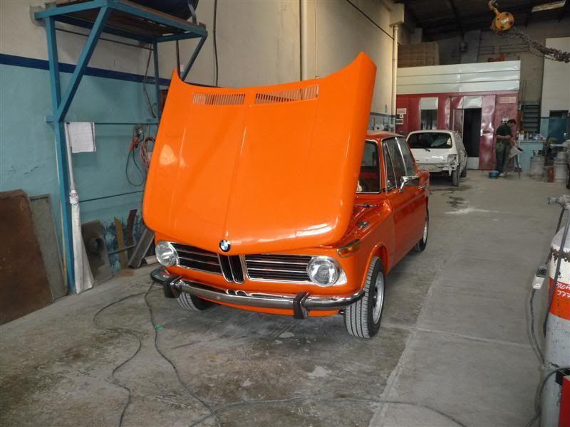 http://i405.photobucket.com/albums/pp133/Gonsapito/Restauracion%20BMW%202002%201972/P1080790.jpg