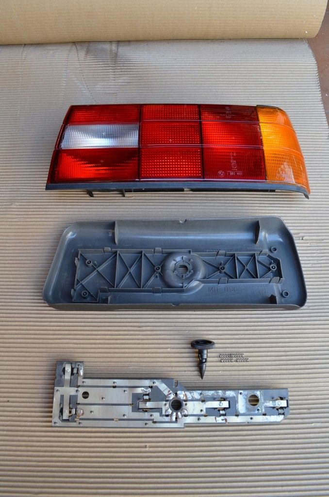 http://i405.photobucket.com/albums/pp133/Gonsapito/Restauracion%20BMW%20325i/DSC_0558_zpsfjmuoamn.jpg