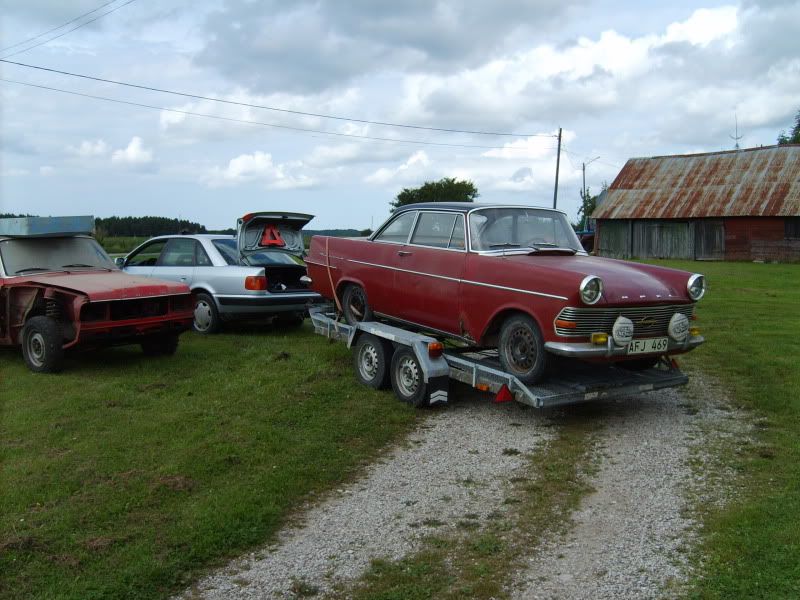 http://i405.photobucket.com/albums/pp135/gyzen/Opel%20Rekord/S5000806.jpg