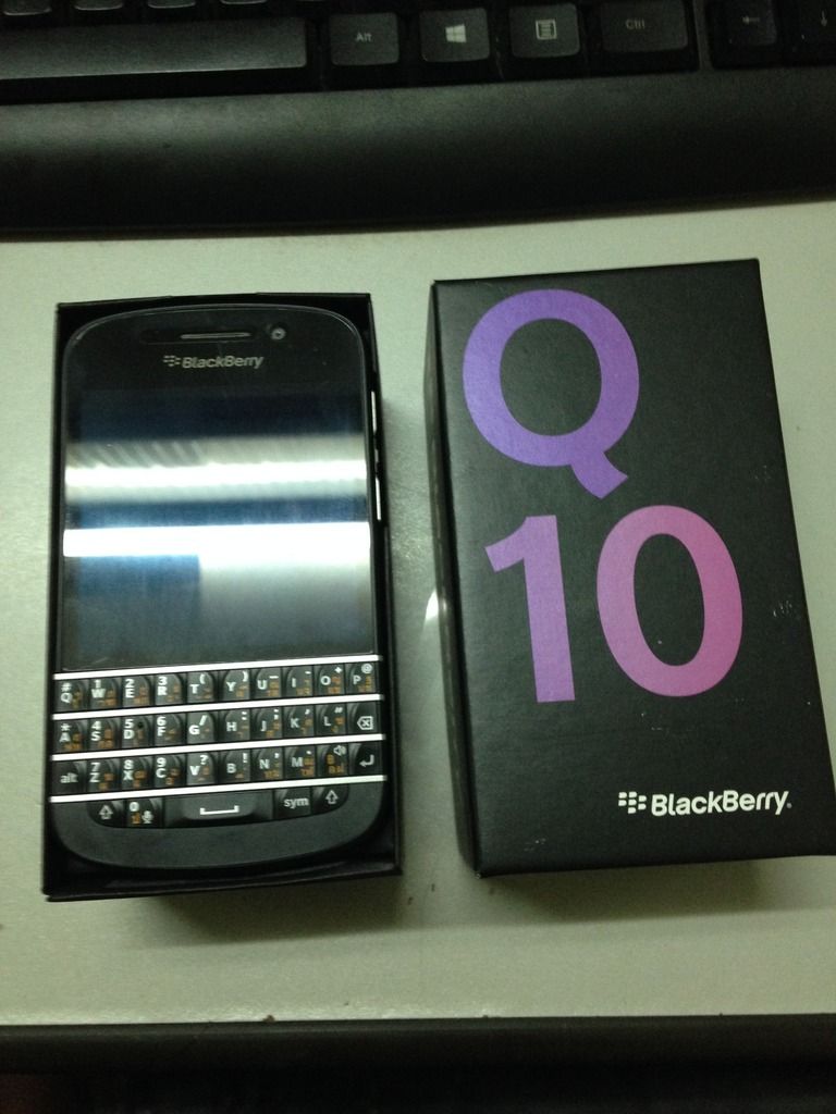 Bán Blackberry Q10