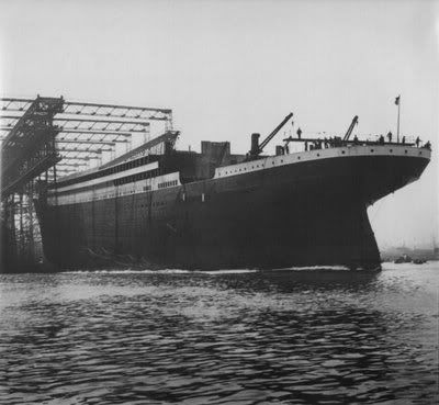 Gambar Gambar Kapal Laut on Nie Yang Di Laut Rangka Kapal Titanic Mesinnya Wuah Guedenya